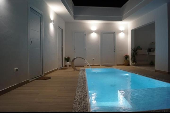 Lux Bed & Breakfast Taviano  Exterior photo
